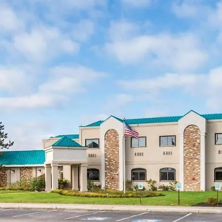 Cayuga Blu Hotel